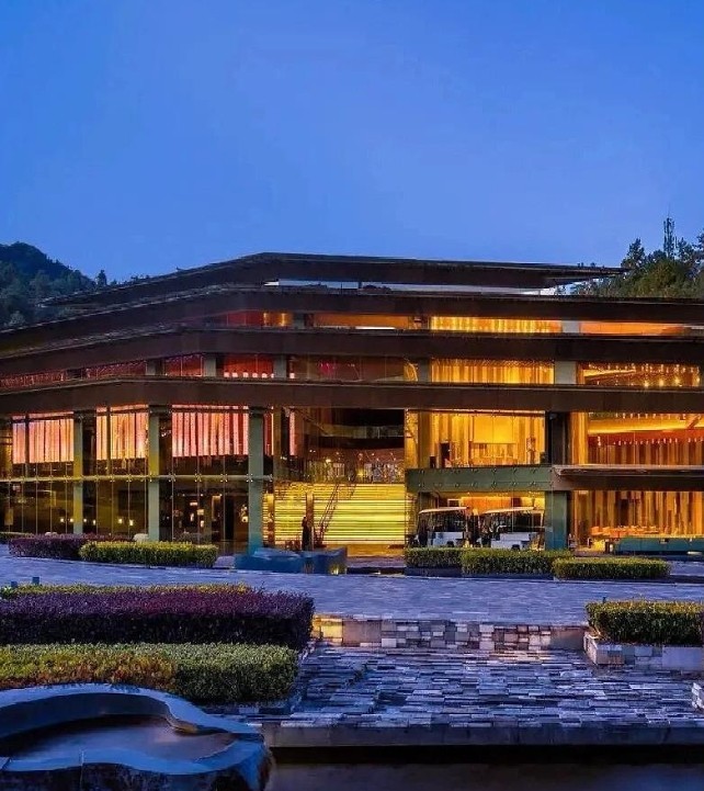 �ڳ�ʯͷ�Ͷȼ���Ȫ�Ƶ�